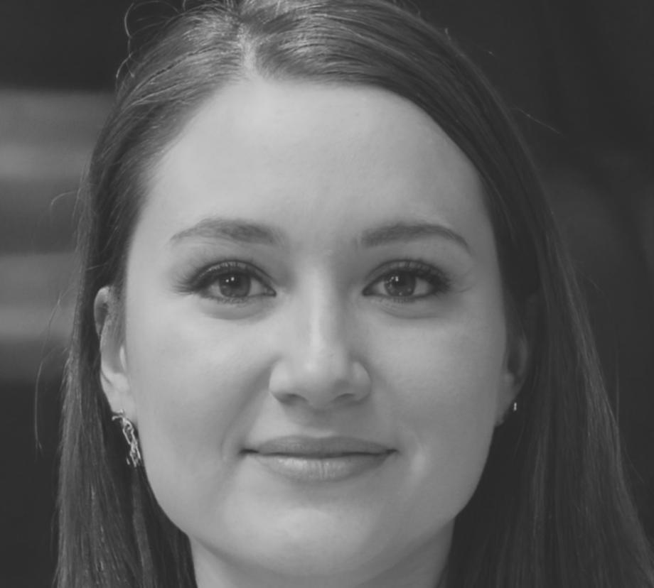 Porträt von Zephyrina Waldeck, Leiterin Quantitative Analyse